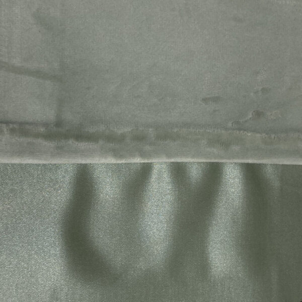 Duchess Velvet Throw