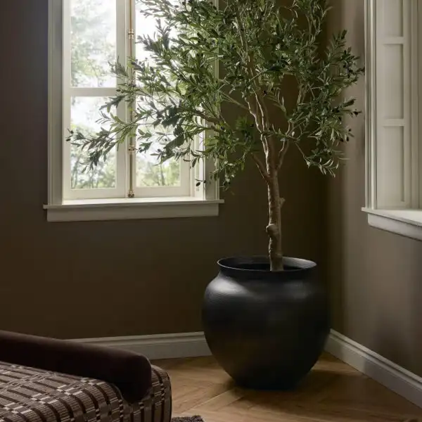 Kavya Large Planter
