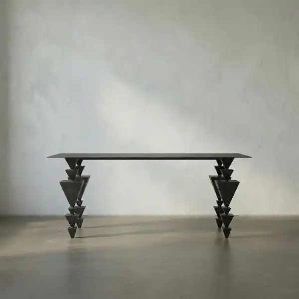 Sagrada Desk
