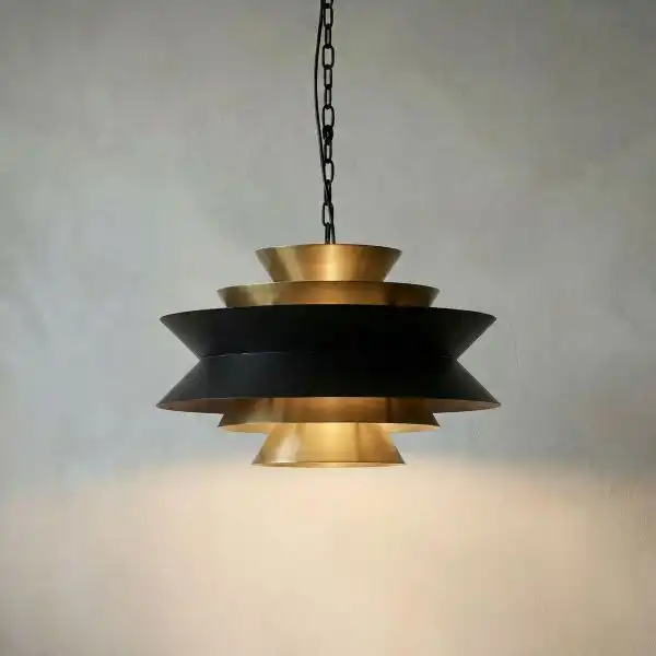 Arion Pendant