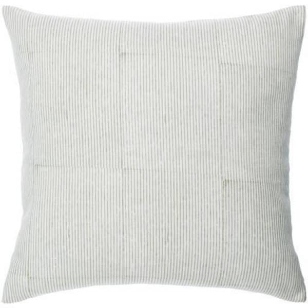 Chateau de Chic 22″x22″ Accent Pillow