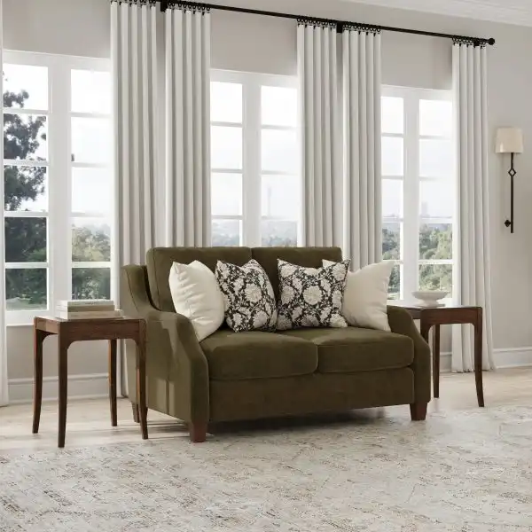 Gianna Loveseat