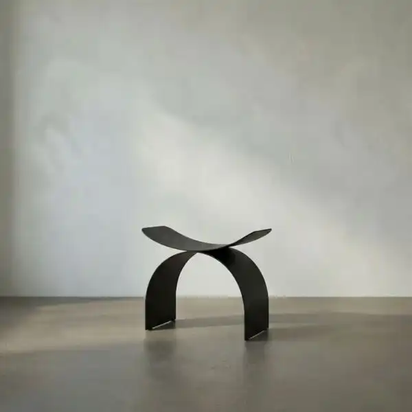 Papillon Stool