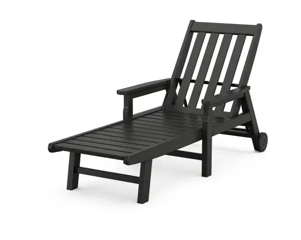 Vineyard Chaise with Wheels