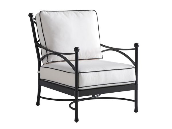 Pavlova Lounge Chair with Cushion