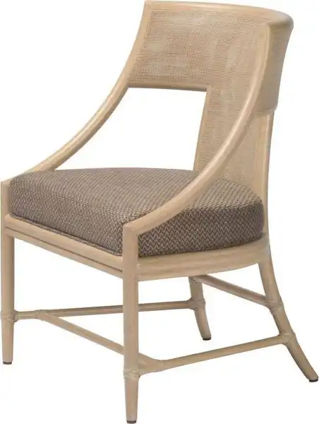 Classic Curve Armchair