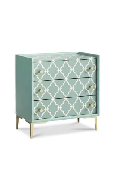 Kira Chest