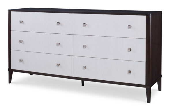 Aria Dresser
