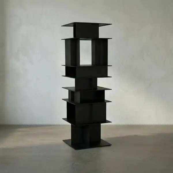 Pisa Shelf
