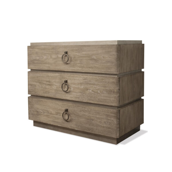 Sophie Bachelor's Chest