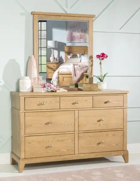 Today’s Traditions 7 Drawer Dresser