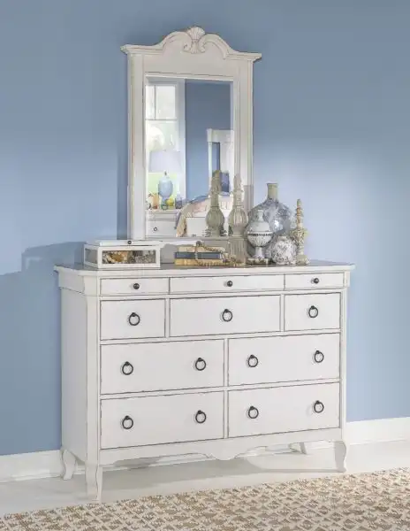 Vintage Market Dresser