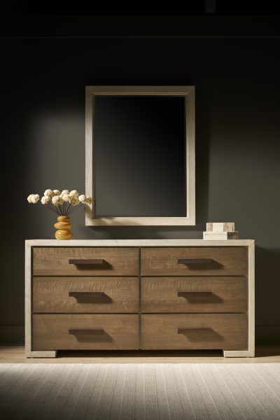 Mist & Veil Dresser