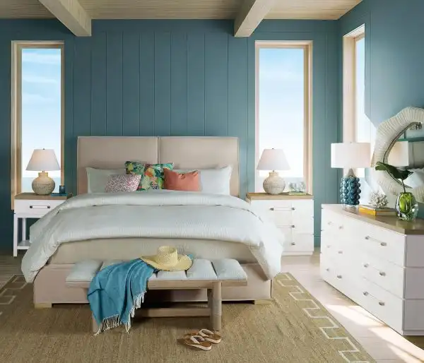 Key Largo Small Nightstand