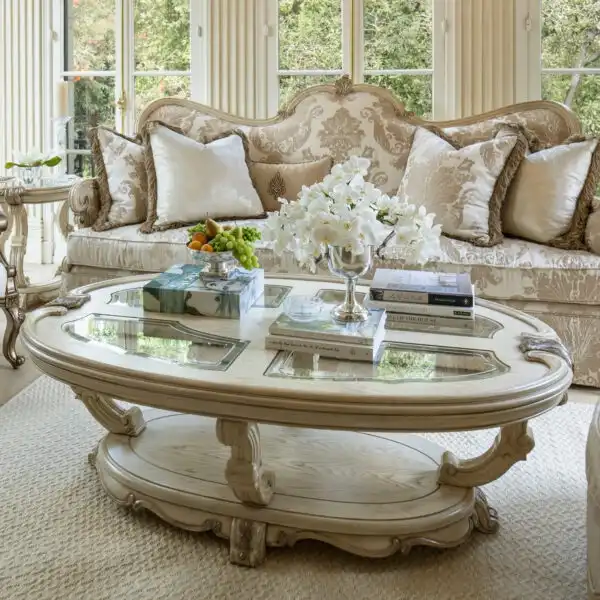 Platine de Royale Oval Cocktail Table
