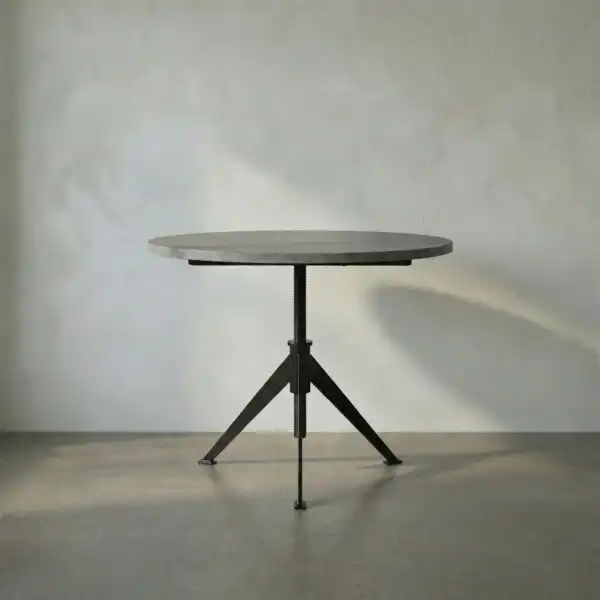 Matilo Adjustable Table