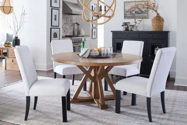 Today’s Traditions Round Pedestal Table
